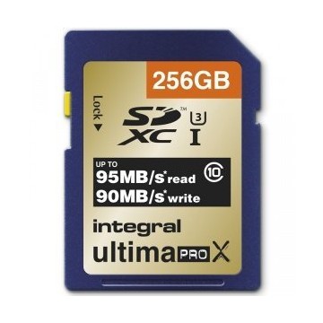 Integral SDXC 256GB Class 10 256Go UHS-I mémoire flash