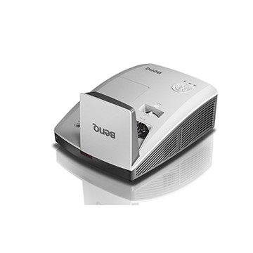 Benq MW853UST+